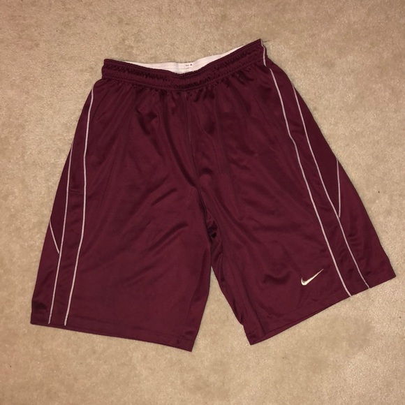 maroon nike shorts